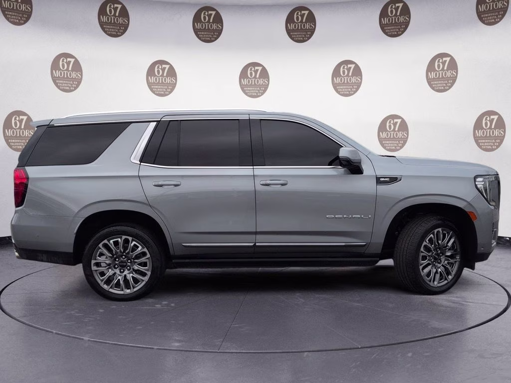 2023 Sterling Metallic GMC Yukon Denali Ultimate 4X4 SUV