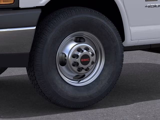 2026 Summit White GMC Savana Cutaway 3500 1WT RWD Long Wheelbase