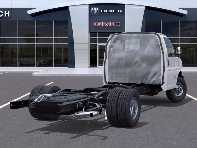 2026 Summit White GMC Savana Cutaway 4500 2WT RWD Long Wheelbase