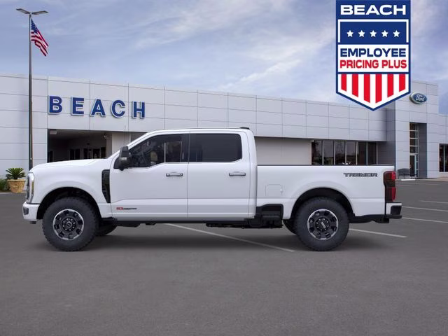 2026 White Metallic Ford Super Duty F-250 SRW Platinum 4X4 Truck