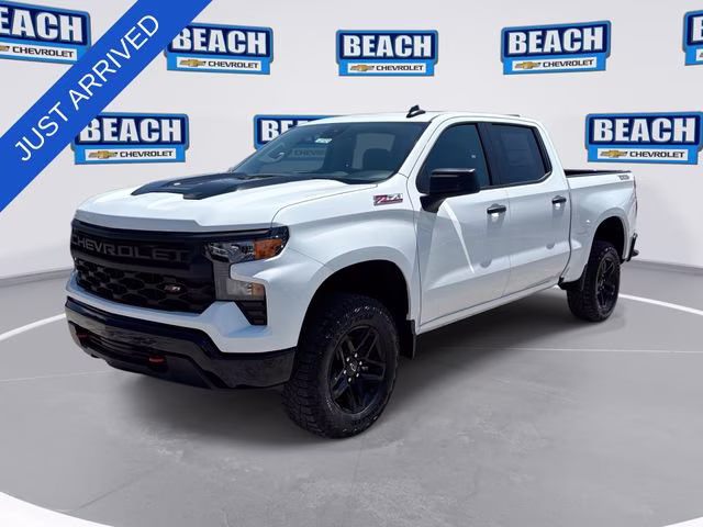 2026 Summit White Chevrolet Silverado 1500 Custom Trail Boss 4X4 Truck