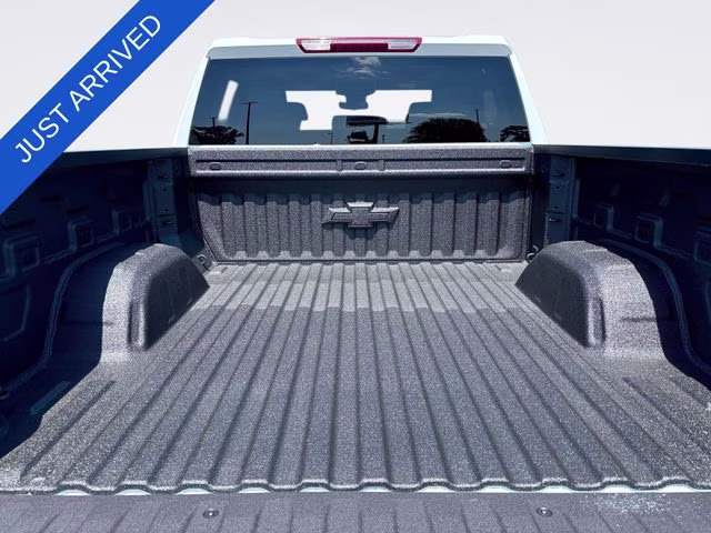 2026 Summit White Chevrolet Silverado 1500 Custom Trail Boss 4X4 Truck