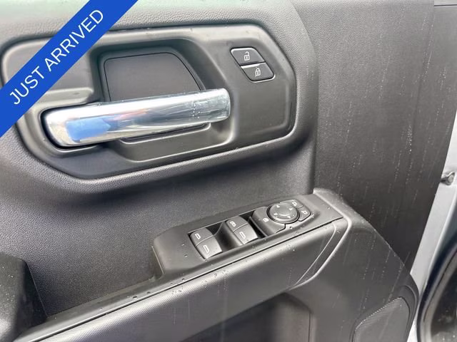 2026 Sterling Gray Metallic Chevrolet Silverado 1500 Custom Trail Boss 4X4 Truck