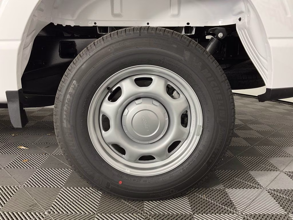 2026 Oxford White Ford F-150 XL RWD Truck