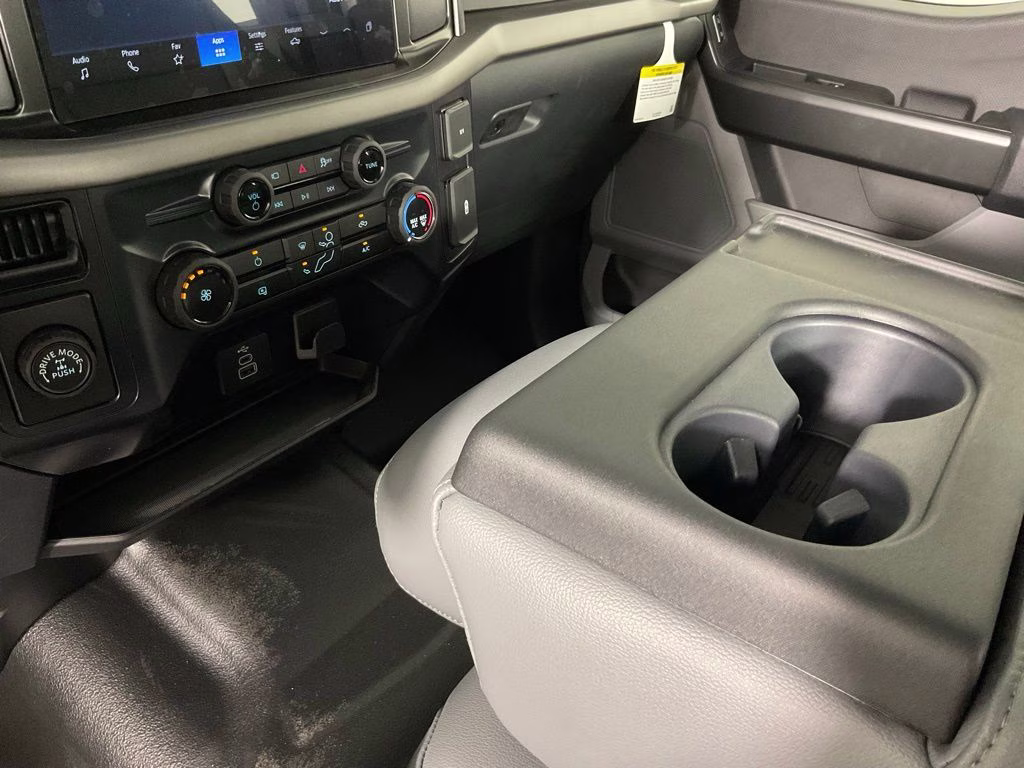 2026 Oxford White Ford F-150 XL RWD Truck