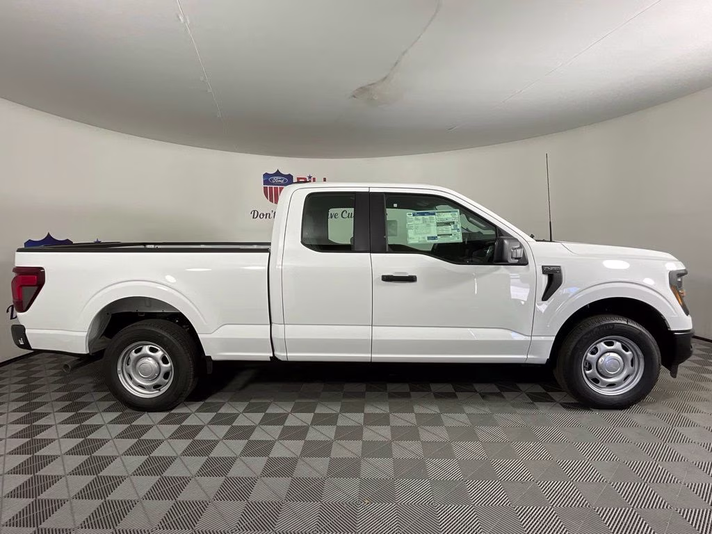 2026 Oxford White Ford F-150 XL RWD Truck