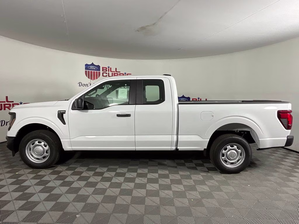 2026 Oxford White Ford F-150 XL RWD Truck