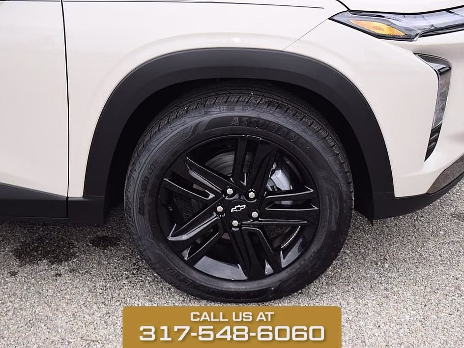 2026 White Chevrolet Trax ACTIV FWD SUV