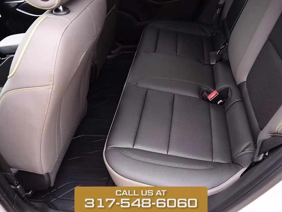 2026 White Chevrolet Trax ACTIV FWD SUV