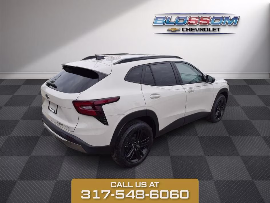 2026 White Chevrolet Trax ACTIV FWD SUV