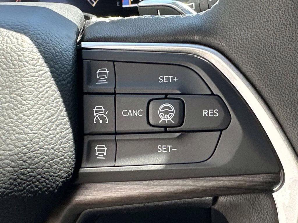 2026 Steel Blue Jeep Grand Cherokee Limited Reserve 4X4 SUV