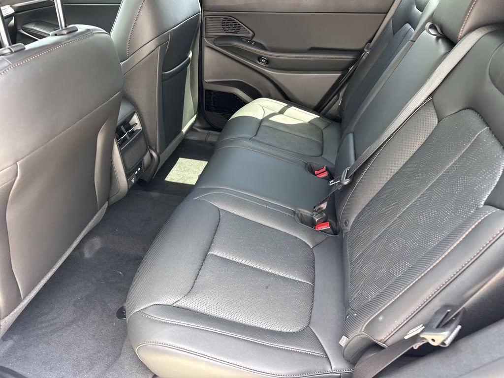 2026 Silver Zynith Clearcoat Jeep Cherokee Overland 4X4 SUV