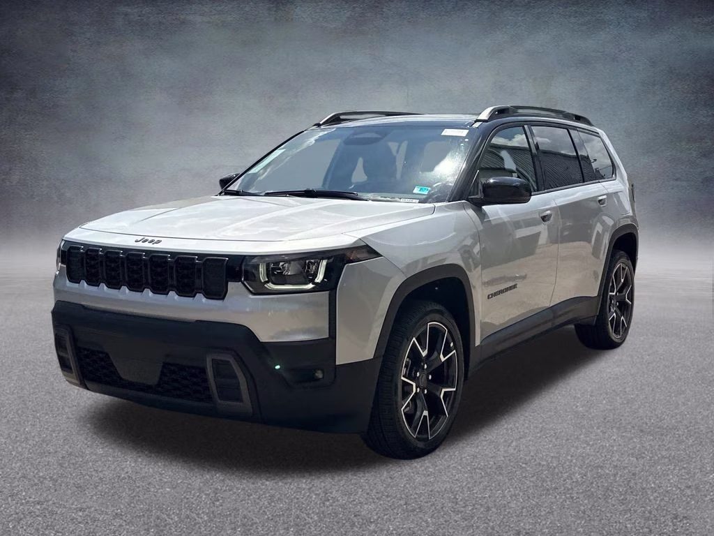 2026 Silver Zynith Clearcoat Jeep Cherokee Overland 4X4 SUV