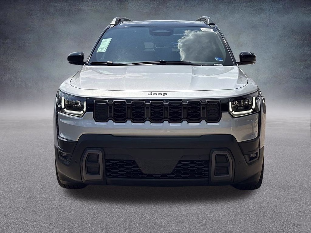 2026 Silver Zynith Clearcoat Jeep Cherokee Overland 4X4 SUV