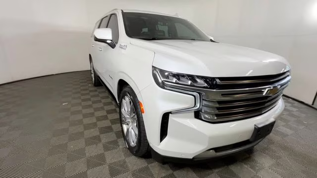 2023 Iridescent Pearl Tricoat Chevrolet Tahoe High Country 4X4 SUV