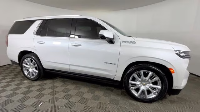 2023 Iridescent Pearl Tricoat Chevrolet Tahoe High Country 4X4 SUV