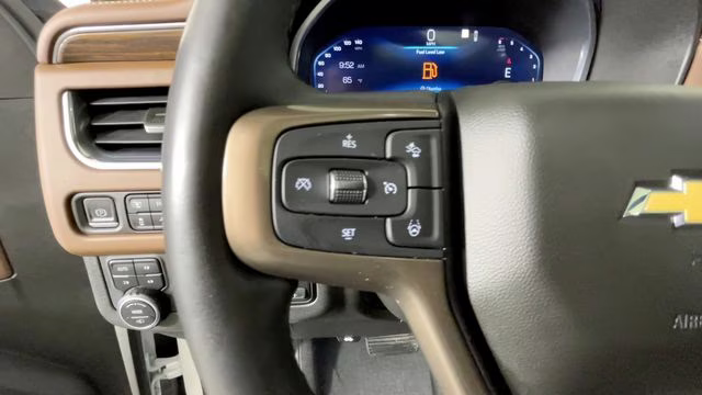 2023 Iridescent Pearl Tricoat Chevrolet Tahoe High Country 4X4 SUV