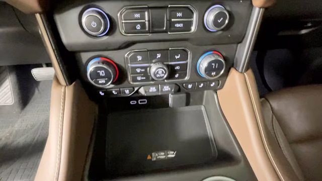 2023 Iridescent Pearl Tricoat Chevrolet Tahoe High Country 4X4 SUV