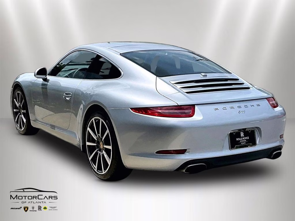 2014 GT Silver Metallic Porsche 911 Carrera Coupe