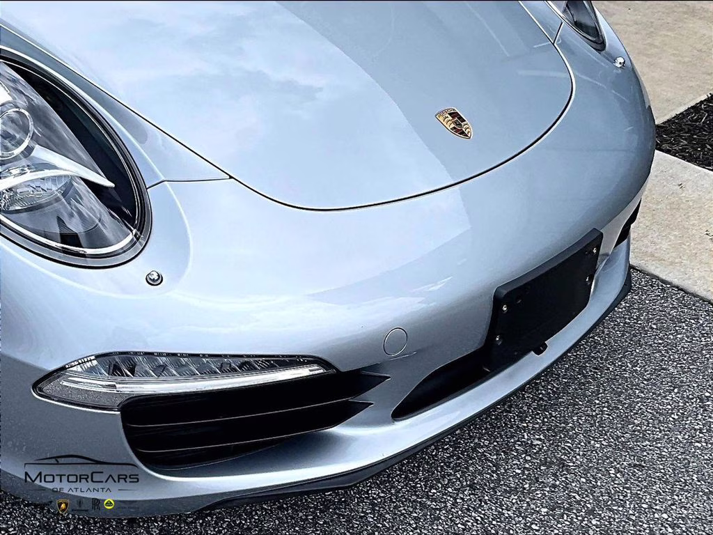2014 GT Silver Metallic Porsche 911 Carrera Coupe