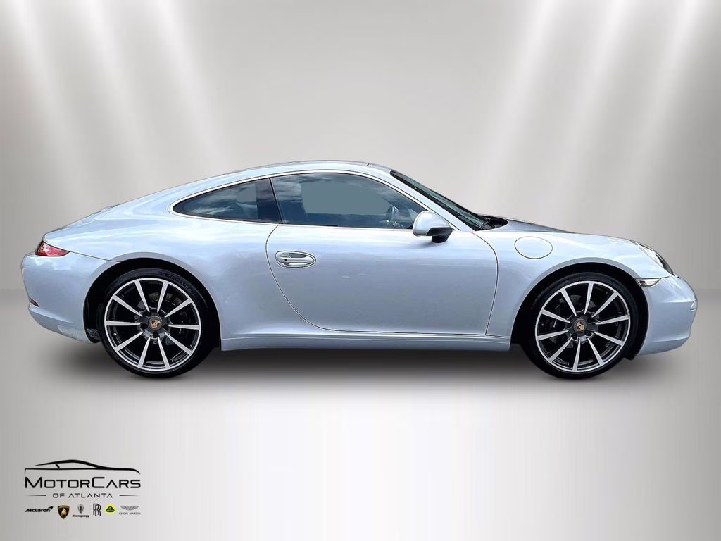 2014 GT Silver Metallic Porsche 911 Carrera Coupe