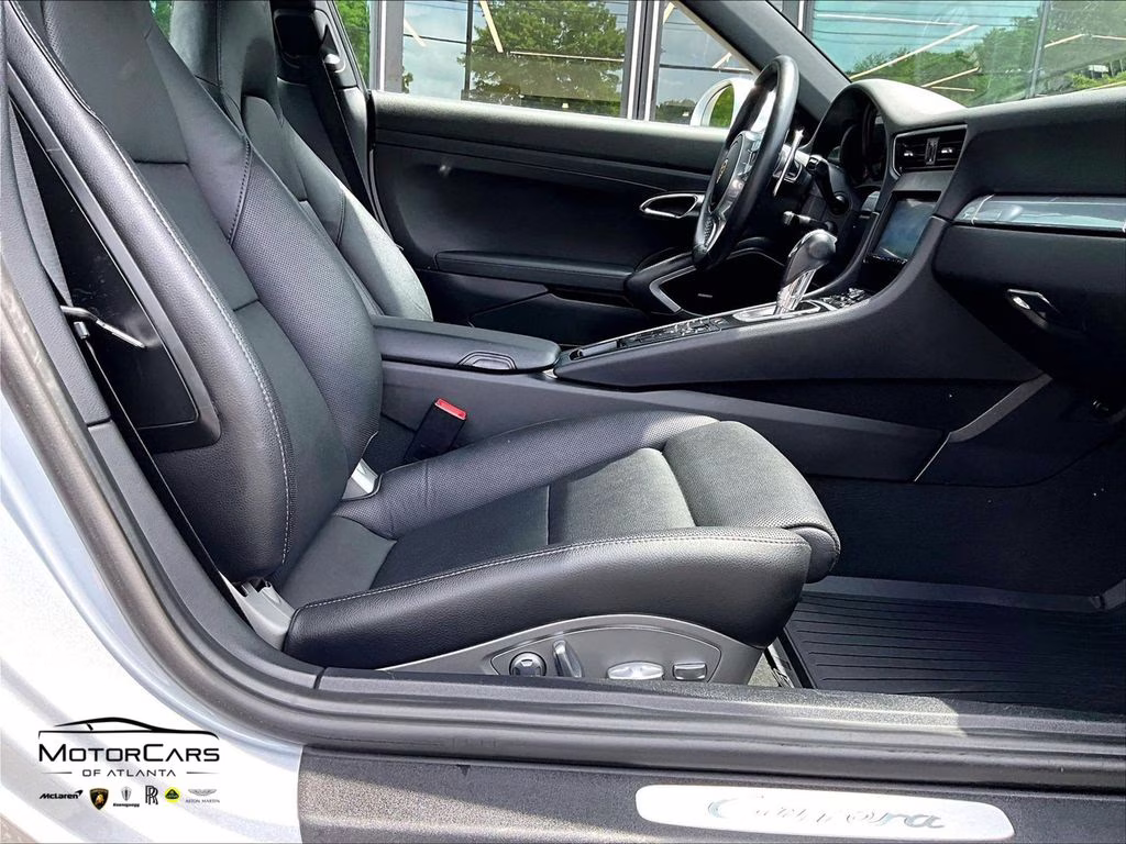 2014 GT Silver Metallic Porsche 911 Carrera Coupe