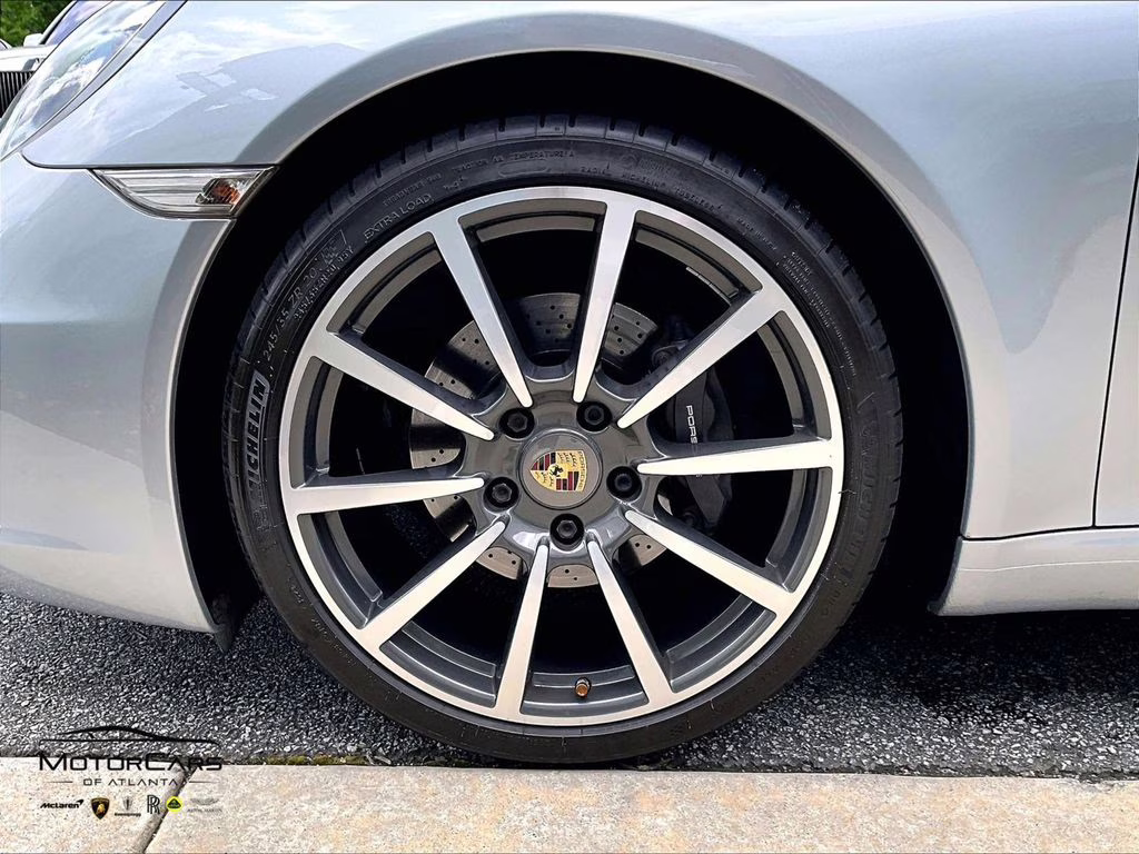 2014 GT Silver Metallic Porsche 911 Carrera Coupe