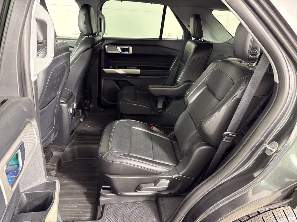 2020 Magnetic Ford Explorer Limited RWD SUV
