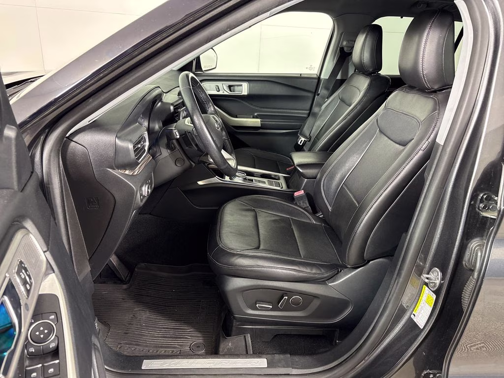 2020 Magnetic Ford Explorer Limited RWD SUV
