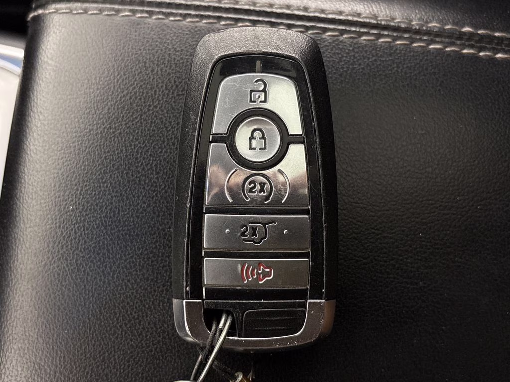 2020 Magnetic Ford Explorer Limited RWD SUV