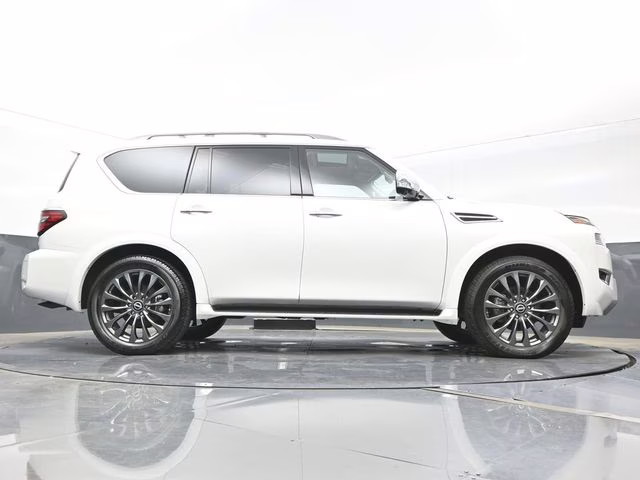 2023 Aspen White Tricoat Nissan Armada Platinum 4X4 SUV
