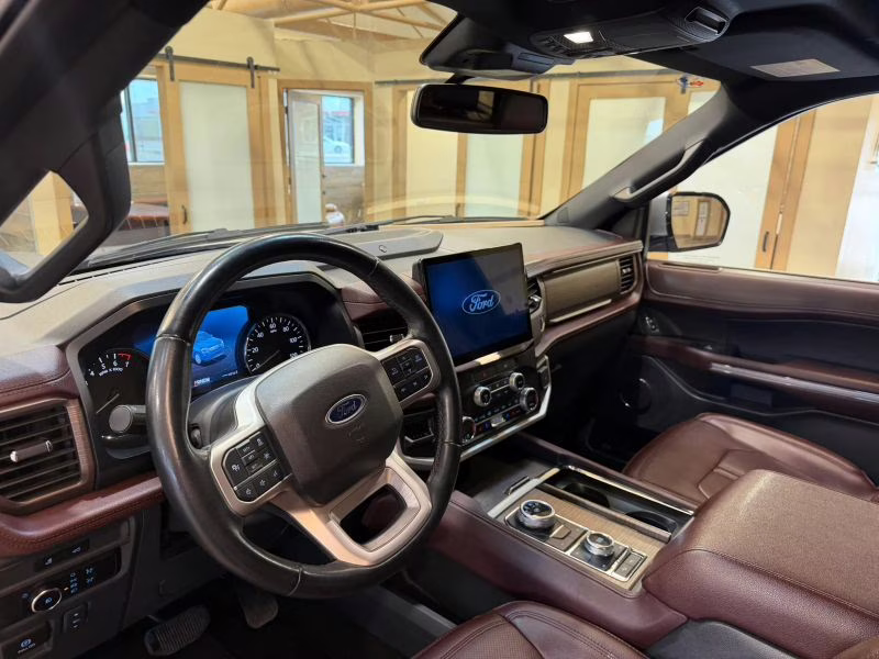 2023 Ford Expedition Max Limited Sport Utility 4D 4X4