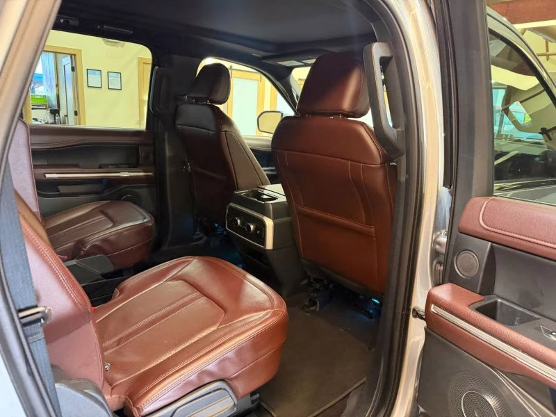 2023 Ford Expedition Max Limited Sport Utility 4D 4X4