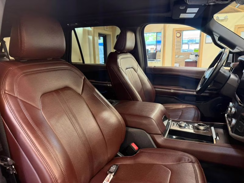 2023 Ford Expedition Max Limited Sport Utility 4D 4X4