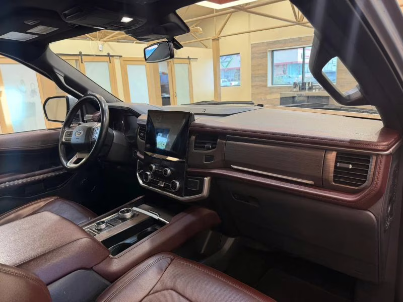 2023 Ford Expedition Max Limited Sport Utility 4D 4X4