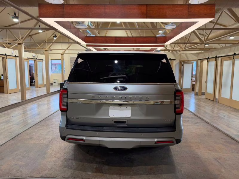 2023 Ford Expedition Max Limited Sport Utility 4D 4X4