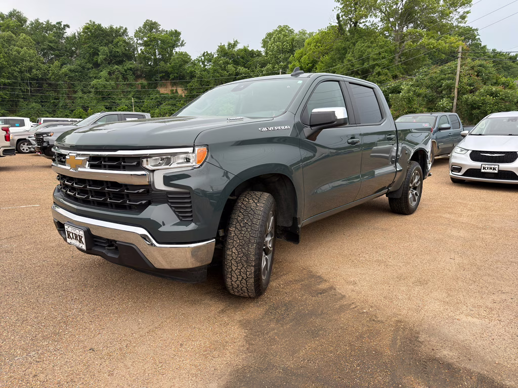 2025 Cypress Gray Chevrolet Silverado LT 4X4 Truck
