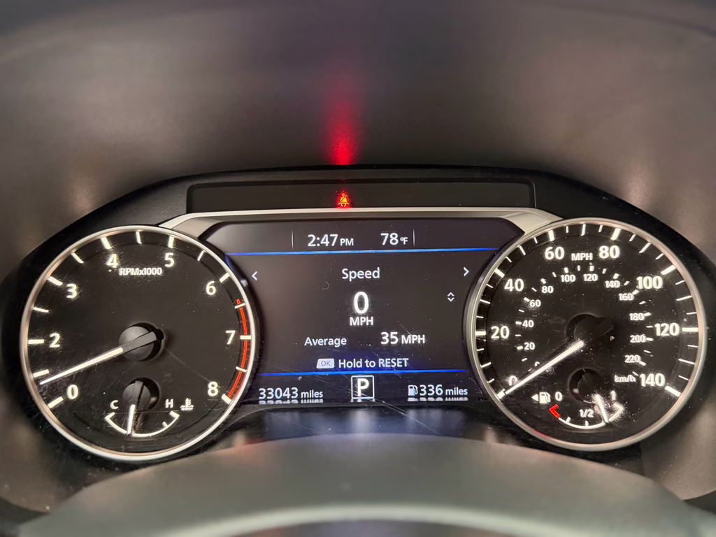 2025 Glacier White Nissan Altima SV FWD Sedan