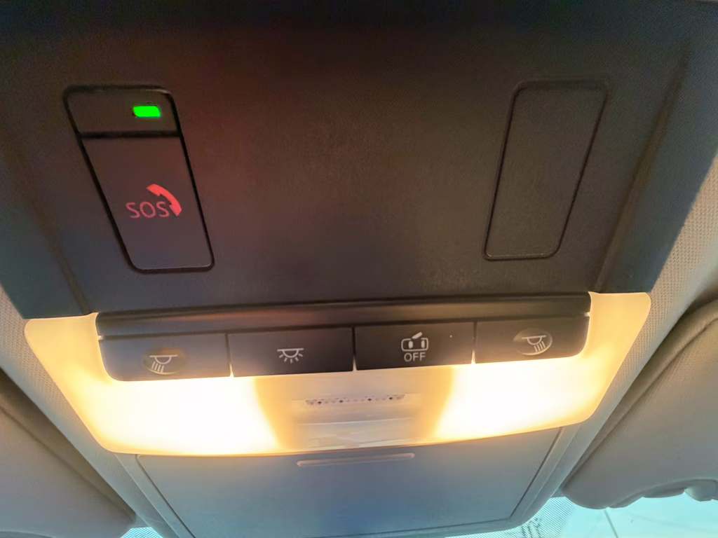 2025 Glacier White Nissan Altima SV FWD Sedan