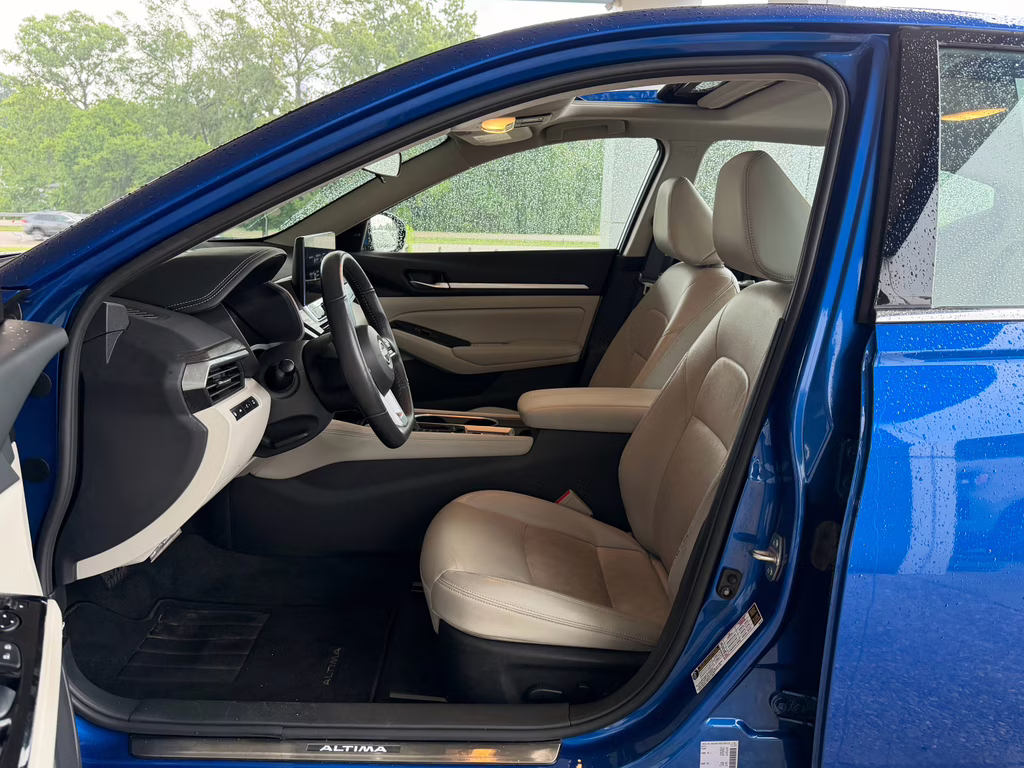 2025 Bluestone Pearl Nissan Altima SL AWD Sedan