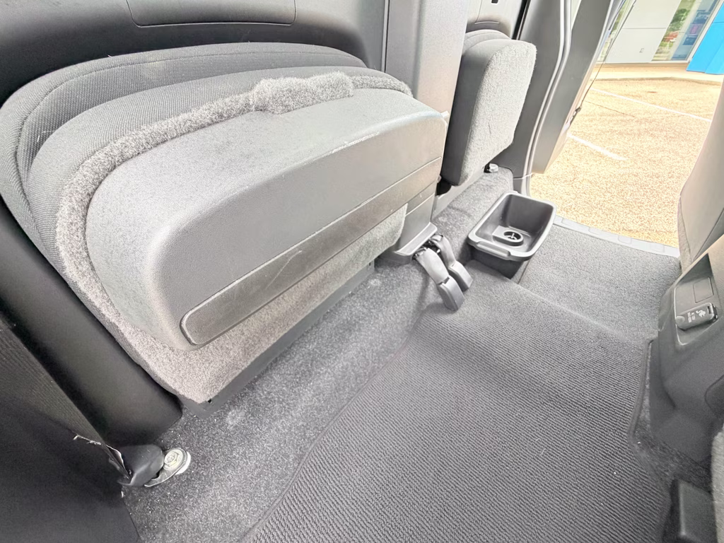 2024 Glacier White Nissan Frontier SV RWD Truck