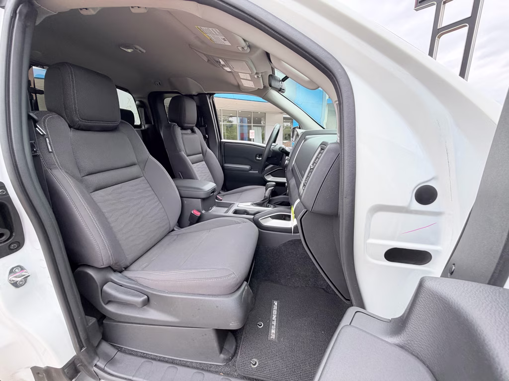 2024 Glacier White Nissan Frontier SV RWD Truck