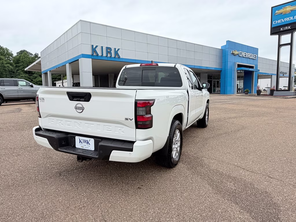 2024 Glacier White Nissan Frontier SV RWD Truck