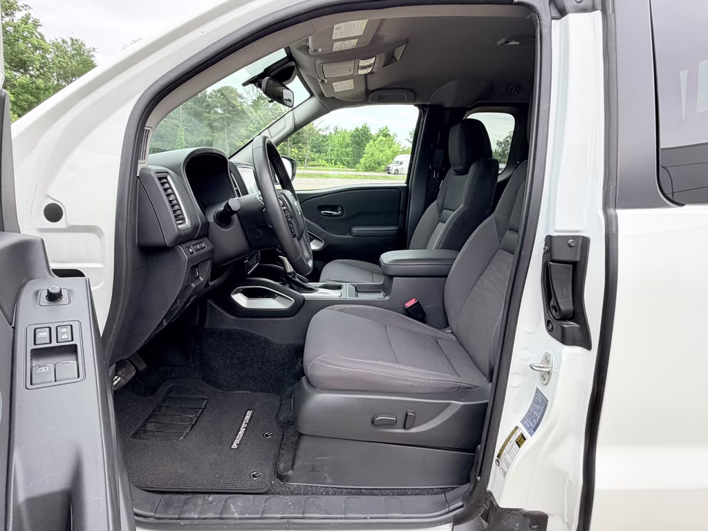 2024 Glacier White Nissan Frontier SV RWD Truck