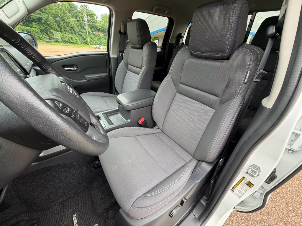 2024 Glacier White Nissan Frontier SV RWD Truck