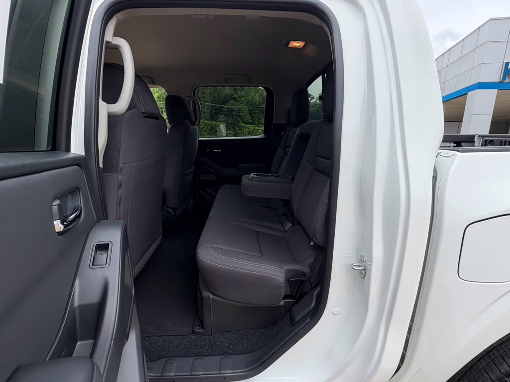 2024 Glacier White Nissan Frontier SV RWD Truck