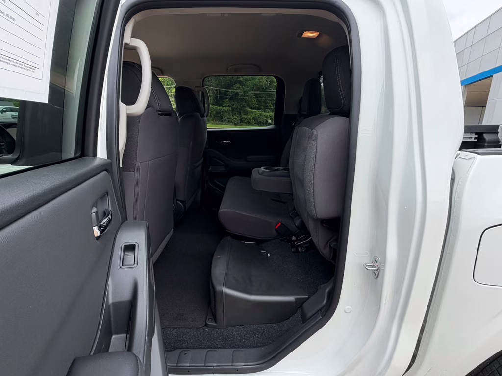 2024 Glacier White Nissan Frontier SV RWD Truck