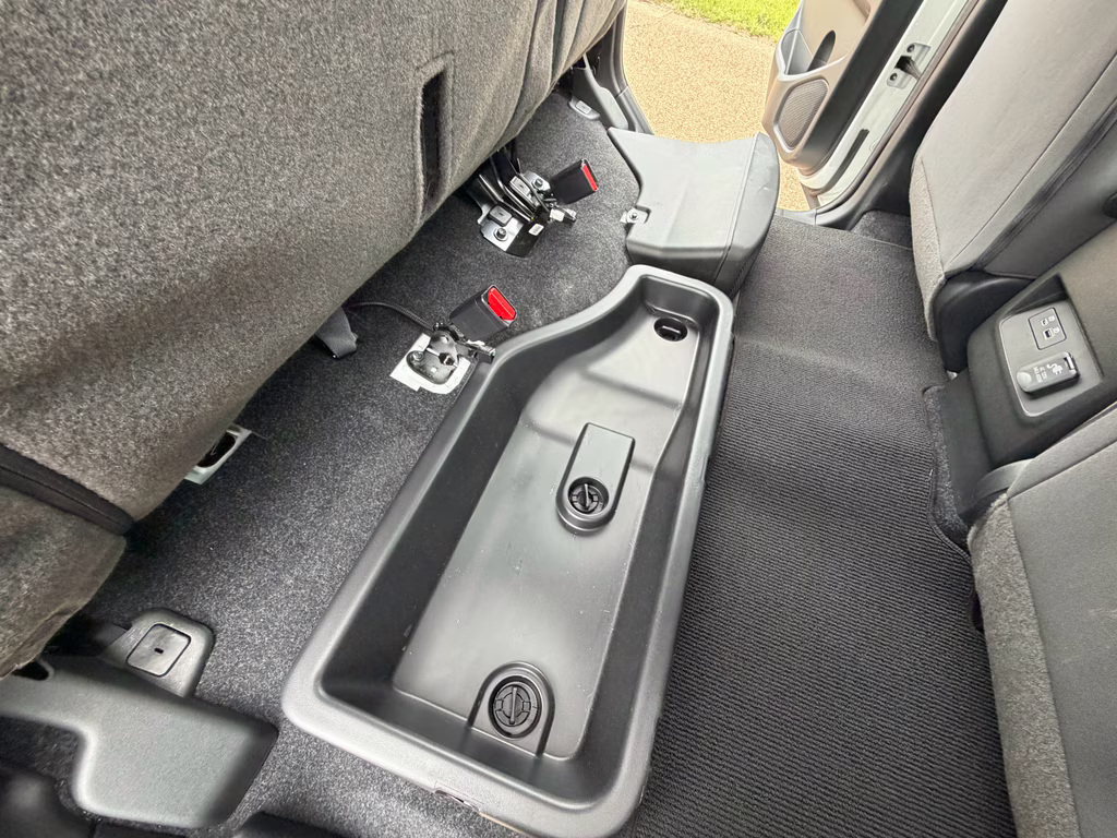 2024 Glacier White Nissan Frontier SV RWD Truck