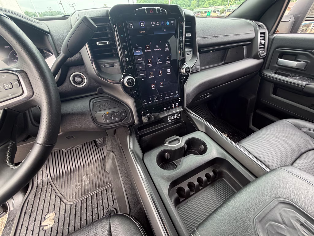 2024 Diamond Black Crystal Pearlcoat Ram 2500 Rebel 4X4 Truck
