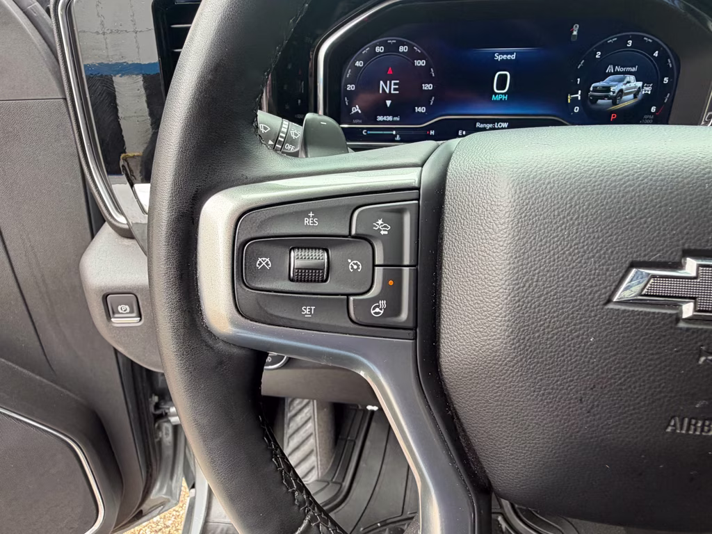 2024 Sterling Gray Metallic Chevrolet Silverado LT Trail Boss 4X4 Truck